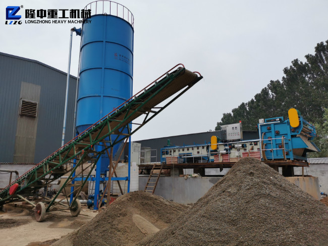 帶式壓濾機壓泥機 作業(yè).jpg